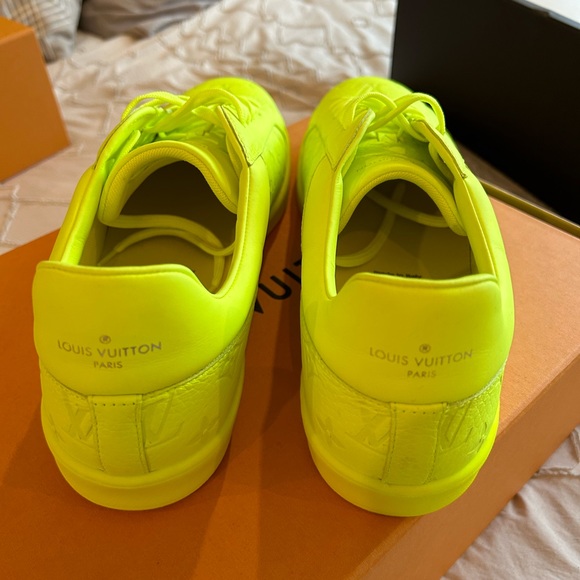Vibrant Louis Vuitton Luxembourg Sneakers in Eye-Catching Yellow - Brand New! - Picture 2 of 4